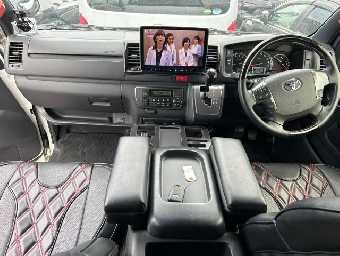 TOYOTA REGIUSACE 2019 Image 21