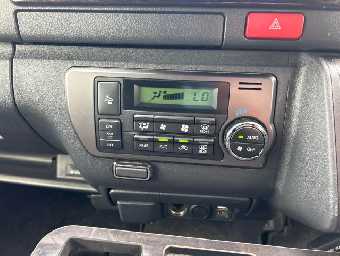 TOYOTA REGIUSACE 2019 Image 27