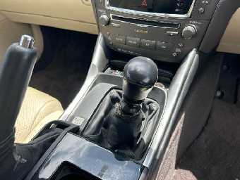 LEXUS IS 2010 Image 15