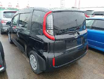 TOYOTA SIENTA 2023 Image 3