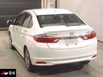 HONDA GRACE 2015 Image 2
