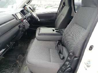 TOYOTA REGIUSACE 2019 Image 18