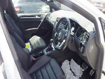 VOLKSWAGEN GOLF GTI 2014 Image 9