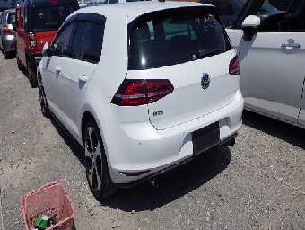 VOLKSWAGEN GOLF GTI 2014 Image 3