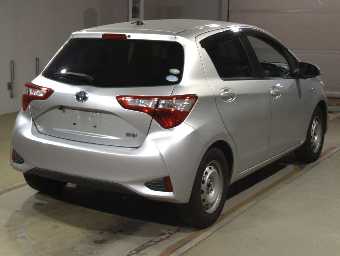 TOYOTA VITZ 2019 Image 2
