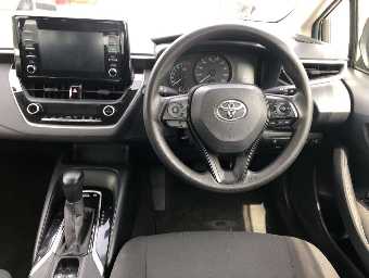 TOYOTA COROLLA TOURING 2020 Image 6