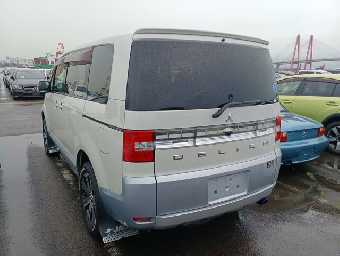 MITSUBISHI DELICA D:5 2014 Image 3