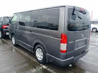 TOYOTA HIACE 2017 Image 3