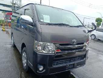 TOYOTA HIACE 2017 Image 2