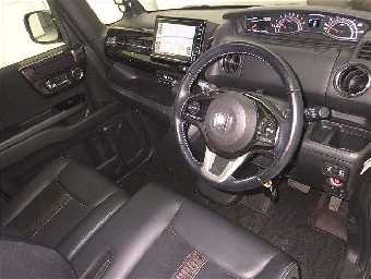 HONDA N-BOX 2018 Image 3