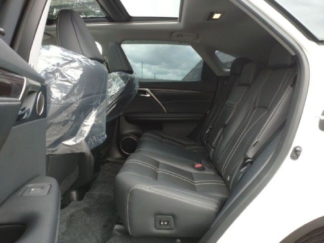 LEXUS RX 450h 2021 Image 29