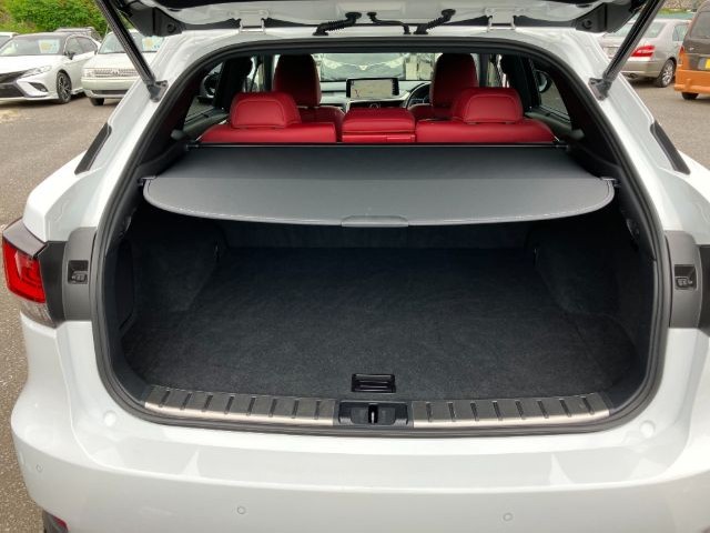 LEXUS RX 450h 2022 Image 46