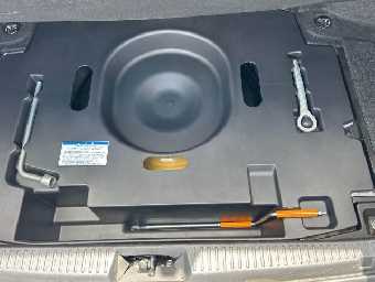 TOYOTA CROWN 2010 Image 9