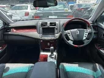 TOYOTA CROWN 2010 Image 11