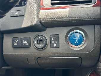 TOYOTA CROWN 2010 Image 20