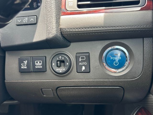 TOYOTA CROWN 2010 Image 35