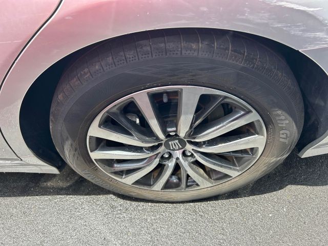 TOYOTA CROWN HYBRID 2019 Image 20