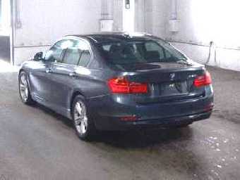 BMW 3 SERIES 2012 Image 2