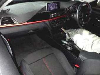 BMW 3 SERIES 2012 Image 3