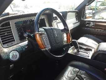LINCOLN NAVIGATOR 2011 Image 7