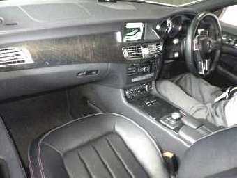 MERCEDES BENZ CLS CLASS 2012 Image 3