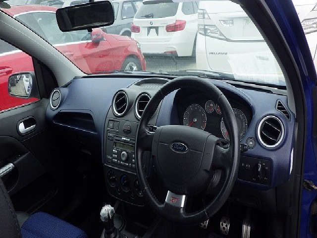 FORD FIESTA 2006 Image 19
