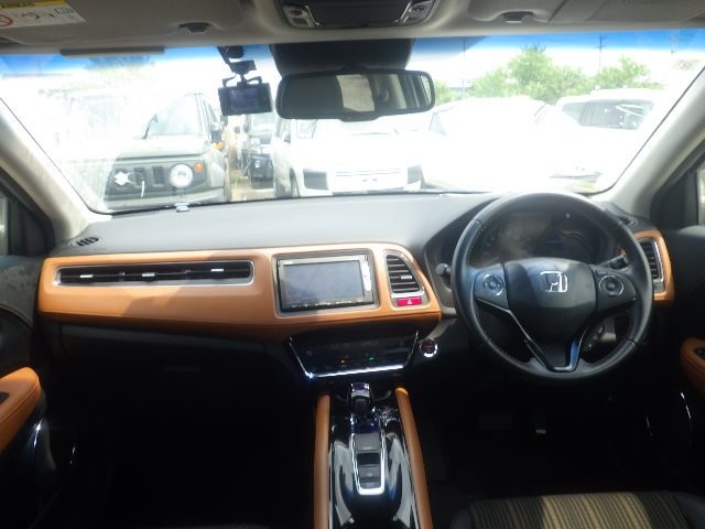 HONDA VEZEL 2014 Image 24