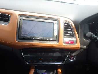 HONDA VEZEL 2014 Image 9