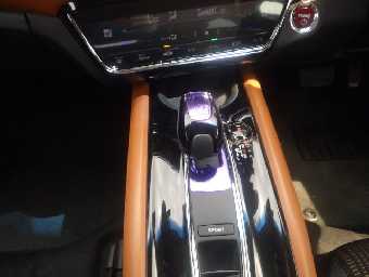 HONDA VEZEL 2014 Image 11