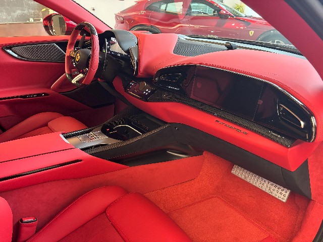 FERRARI PUROSANGUE 2024 Image 33