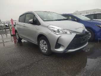 TOYOTA VITZ 2019 Image 6