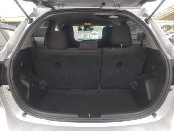 TOYOTA VITZ 2019 Image 7