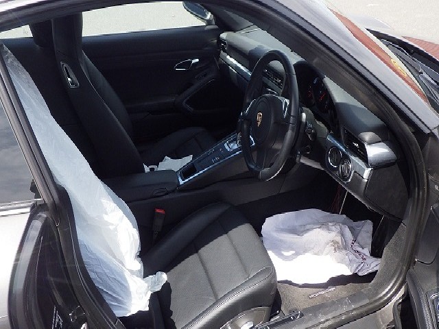 PORSCHE 911 2012 Image 21