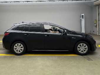 TOYOTA COROLLA TOURING 2020 Image 6