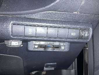 TOYOTA COROLLA TOURING 2020 Image 12