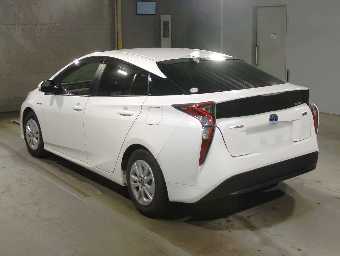 TOYOTA PRIUS 2018 Image 4