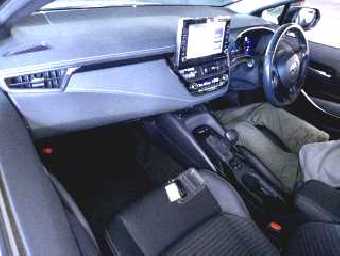 TOYOTA COROLLA TOURING 2020 Image 3