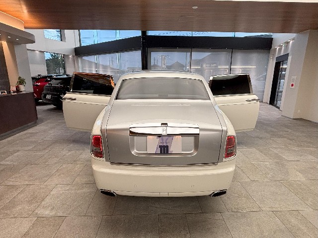 ROLLS ROYCE PHANTOM 2014 Image 19
