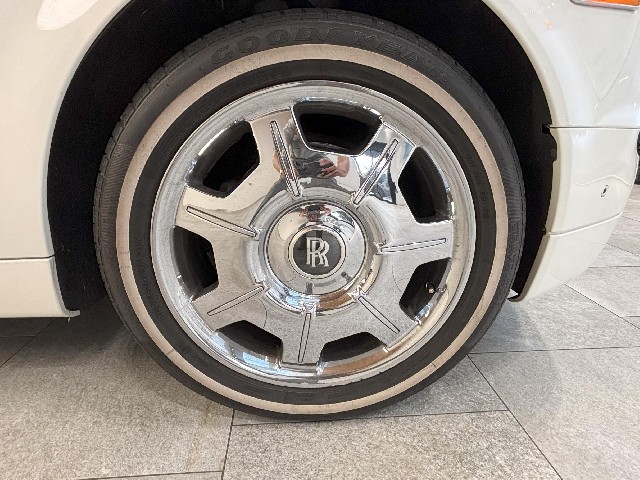 ROLLS ROYCE PHANTOM 2014 Image 24