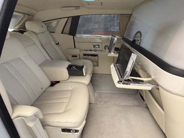 ROLLS ROYCE PHANTOM 2014 Image 43
