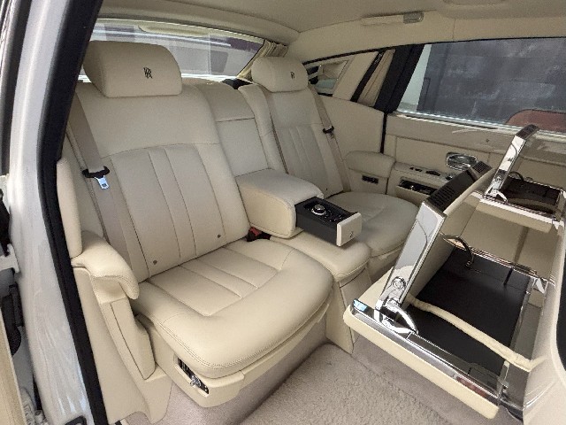ROLLS ROYCE PHANTOM 2014 Image 44