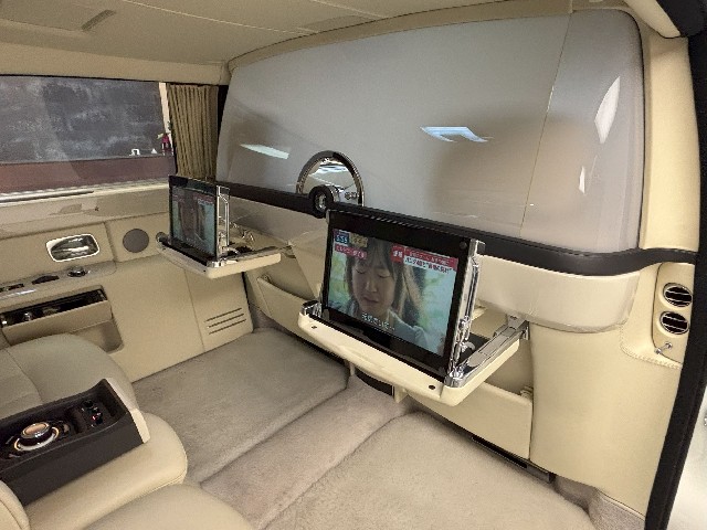 ROLLS ROYCE PHANTOM 2014 Image 45