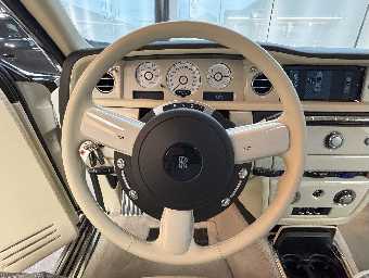 ROLLS ROYCE PHANTOM 2014 Image 41