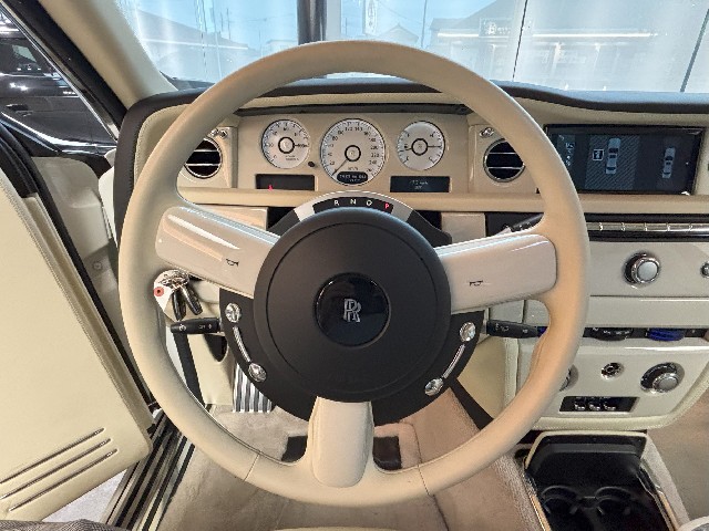 ROLLS ROYCE PHANTOM 2014 Image 47