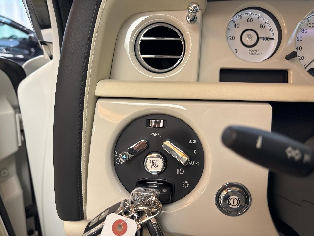 ROLLS ROYCE PHANTOM 2014 Image 49