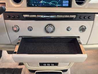ROLLS ROYCE PHANTOM 2014 Image 49