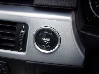 BMW 3 SERIES 2011 Image 9