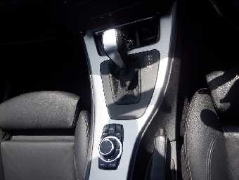 BMW 3 SERIES 2011 Image 10