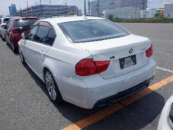 BMW 3 SERIES 2011 Image 3