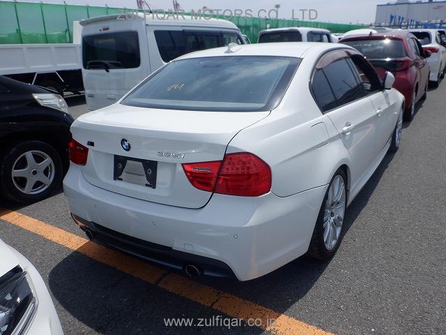 BMW 3 SERIES 2011 Image 6